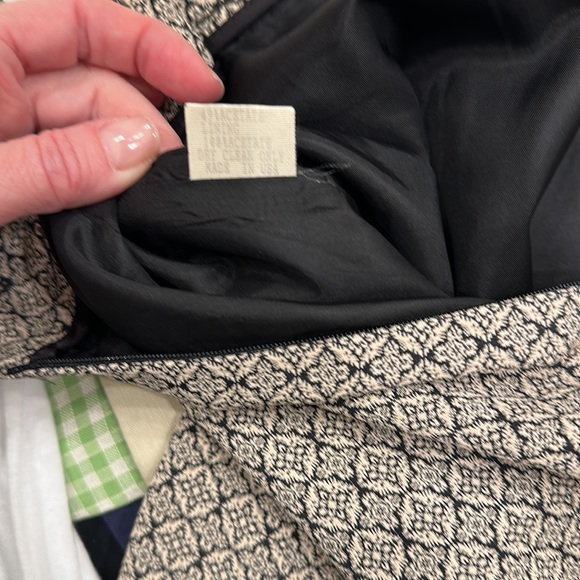 Henri Bendel Skirt NWOT Vintage Gorgeous tan and black pattern - fully lined - Picture 10 of 12